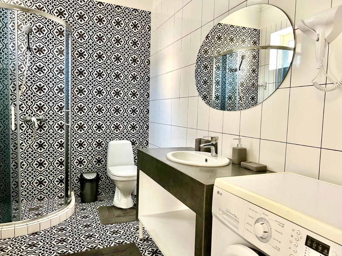 Авіа Lägenhet Uzjhorod Exteriör bild