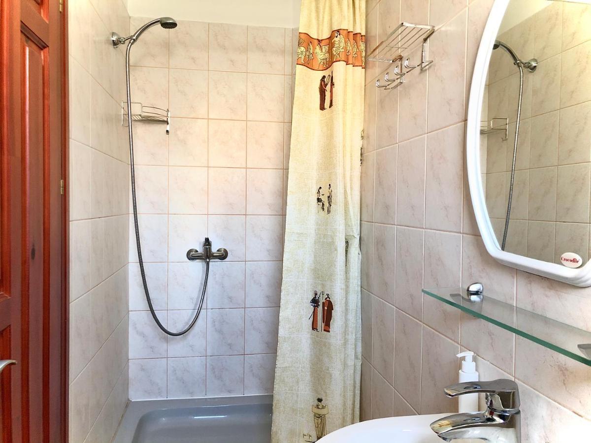 Авіа Lägenhet Uzjhorod Exteriör bild